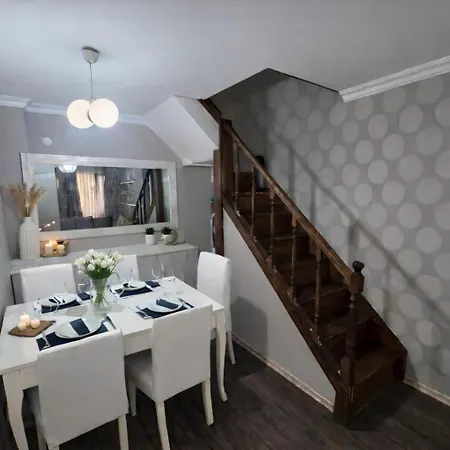 Venera Osmanbey Apartmán *